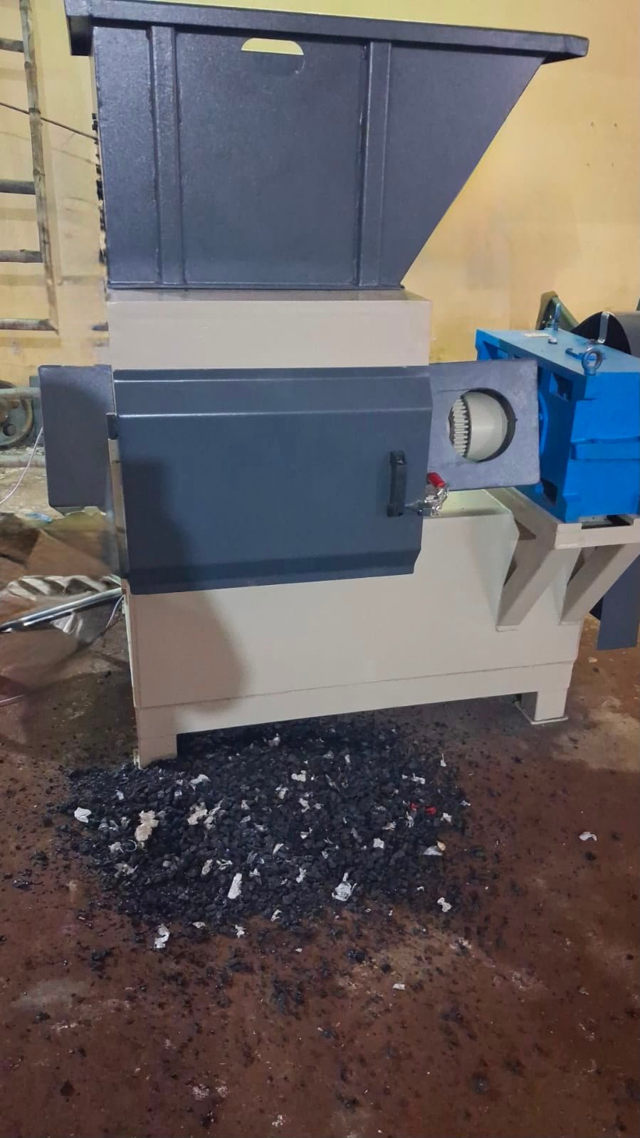 Single Shaft Shredder view 3